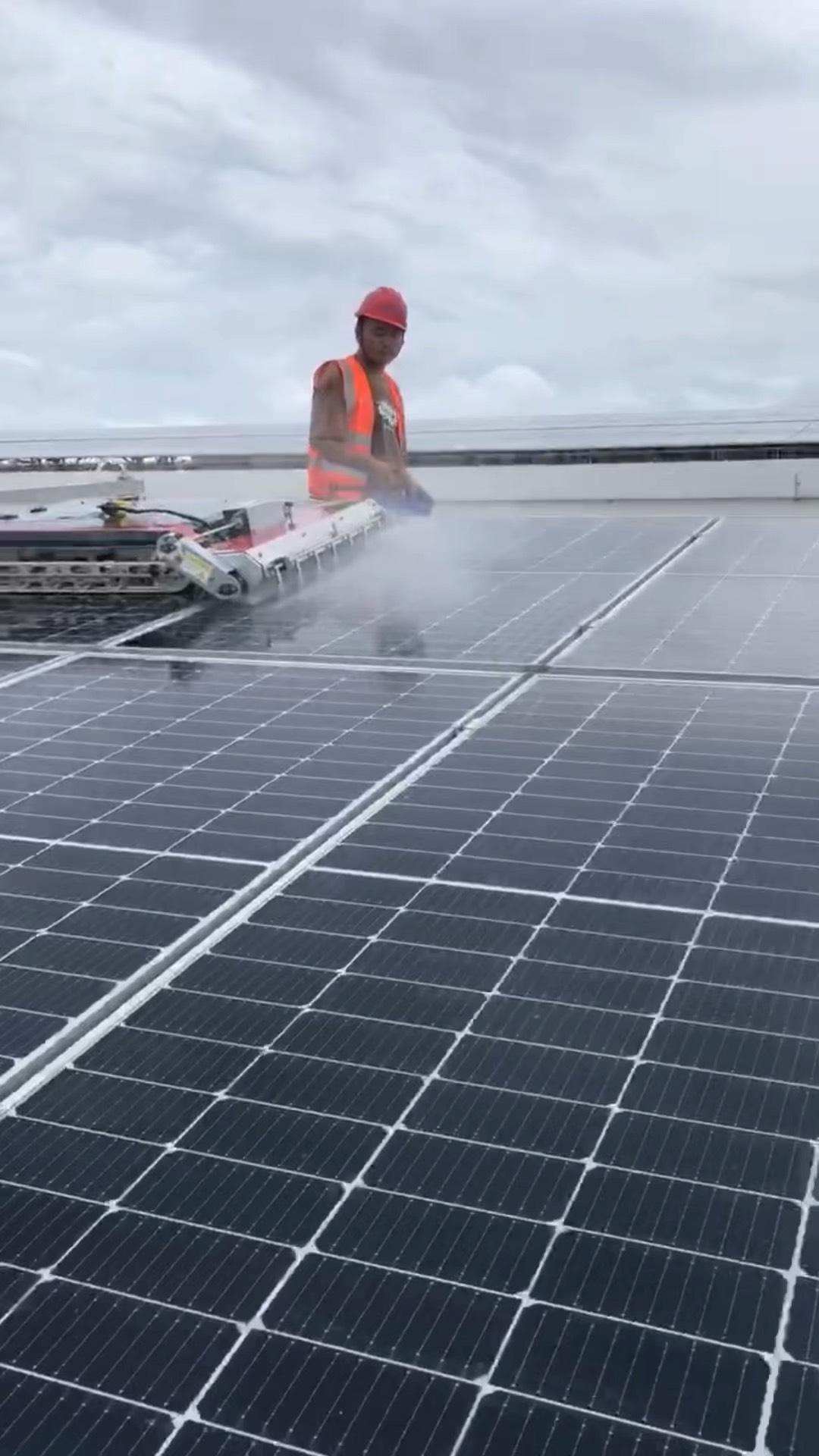 clean work in pv station